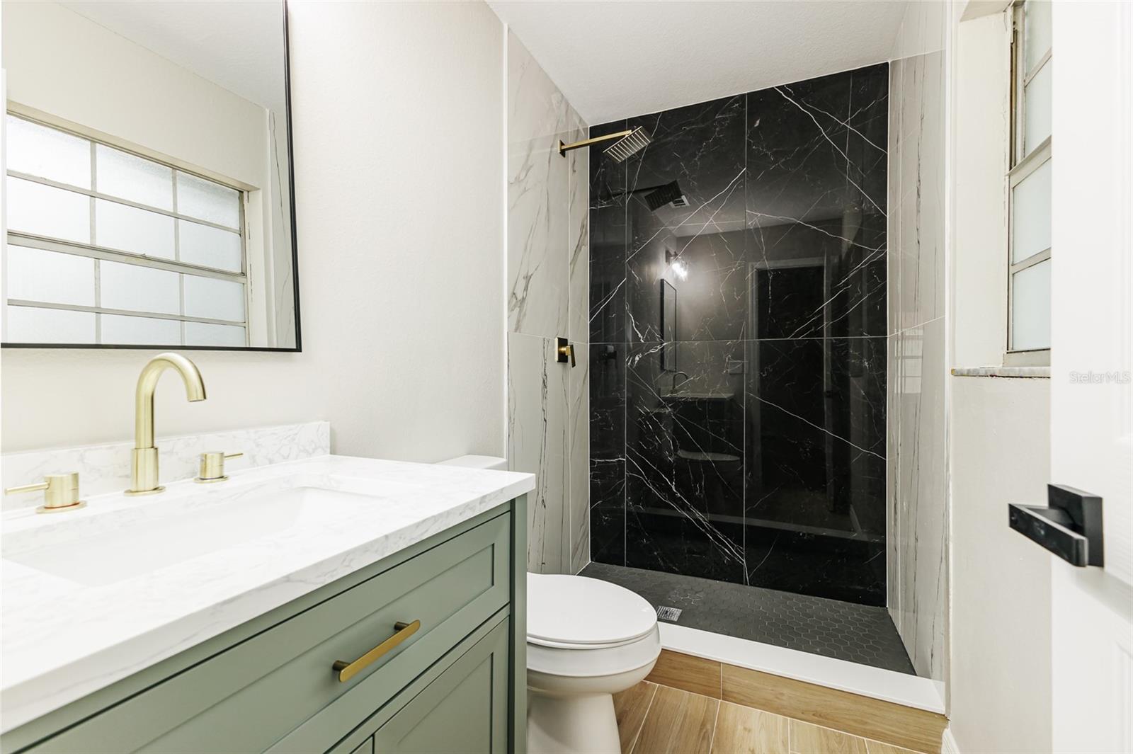 LK DEESON ESTATES - Residential