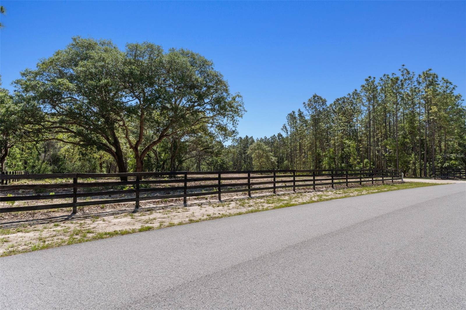 PRESERVE/OAK HILL - Land
