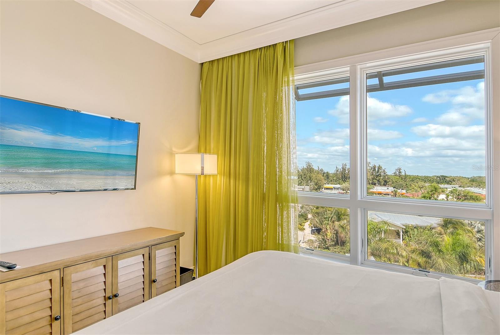 SIESTA KEY BEACH RESIDENCES - Residential