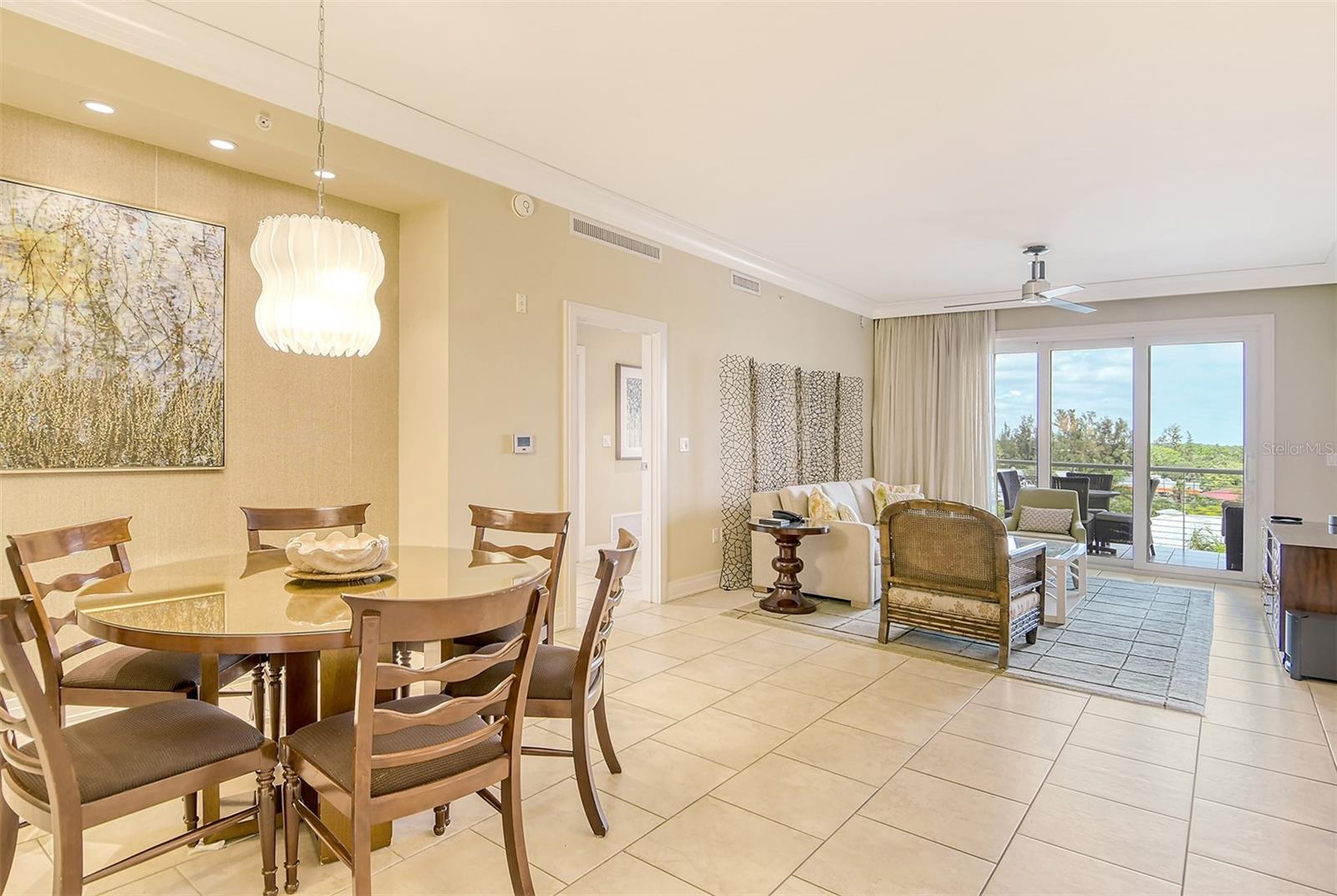 SIESTA KEY BEACH RESIDENCES - Residential