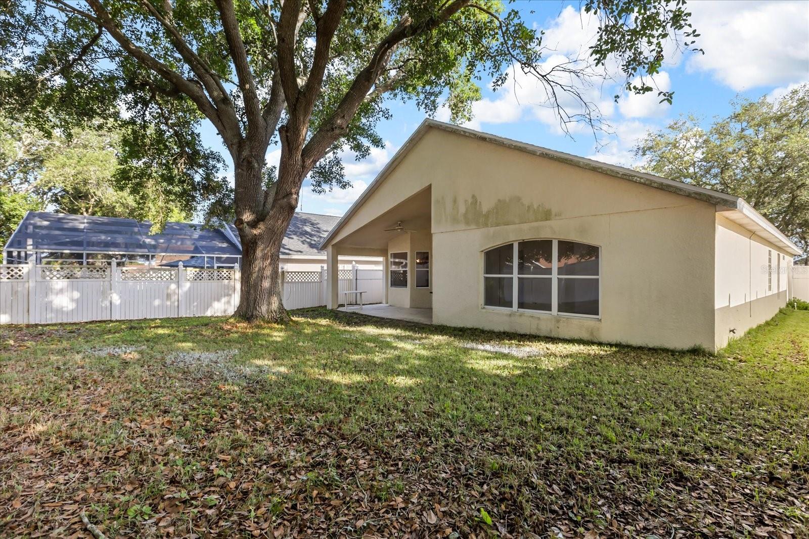 WESTON HILLS SUB - Residential
