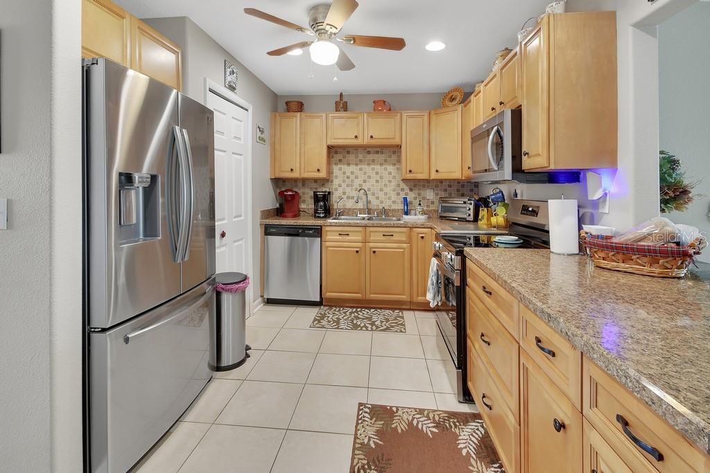 PLANTATION ESTATES UN 16 - Residential
