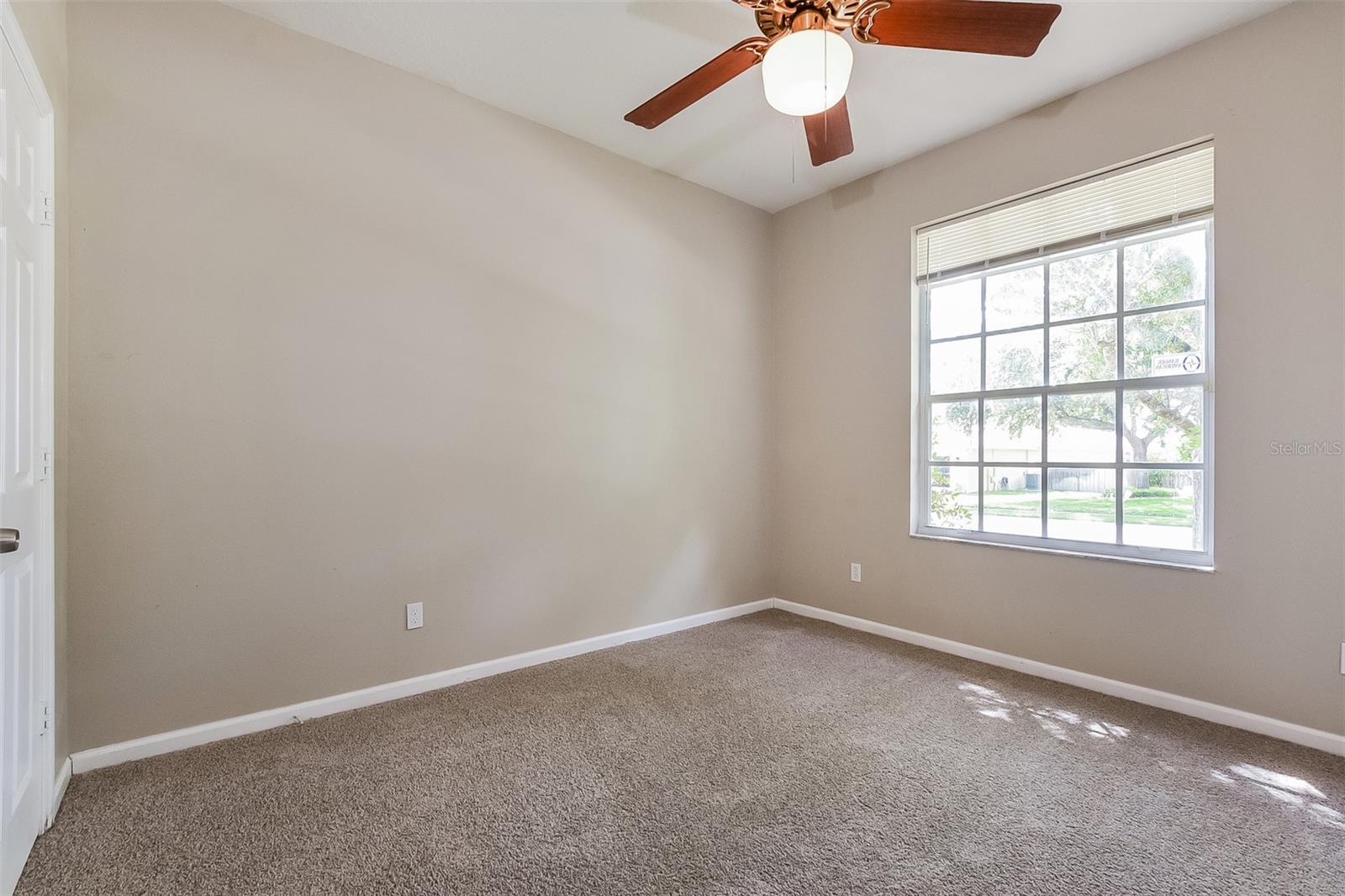RESERVE AT DEBARY UNIT 02 - Residential