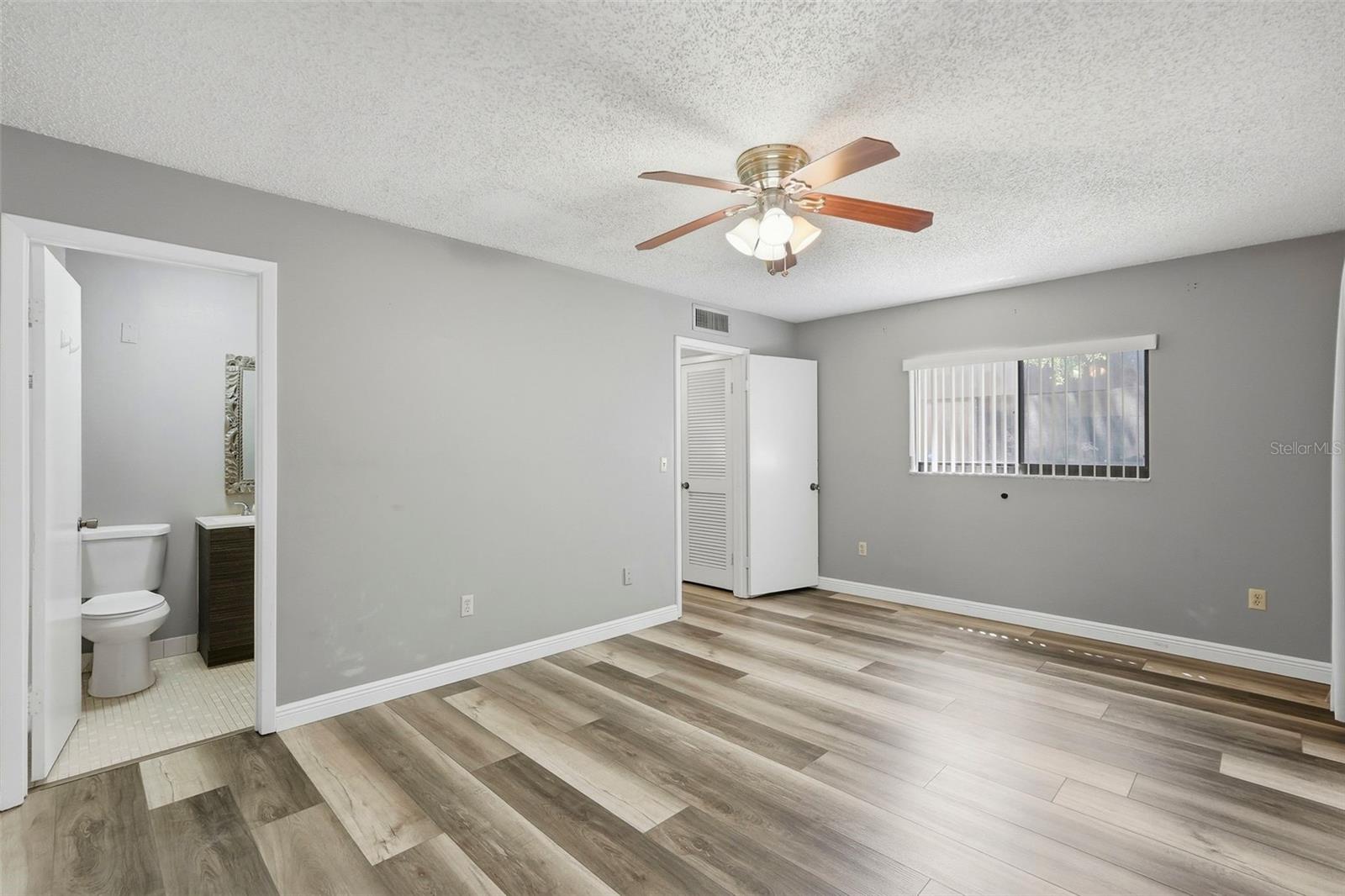RAINTREE VILLAGE CONDO N - Residential