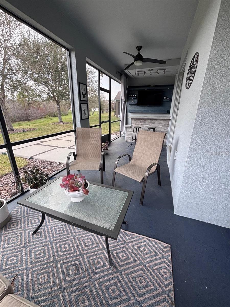 SIGNATURE LAKES PH 3B-2 & 3B-3 - Residential Lease