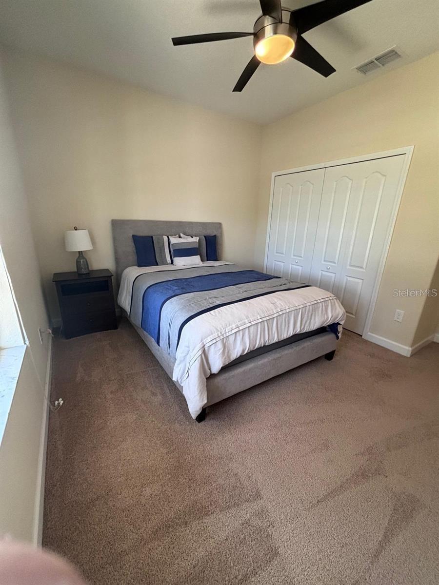 SIGNATURE LAKES PH 3B-2 & 3B-3 - Residential Lease