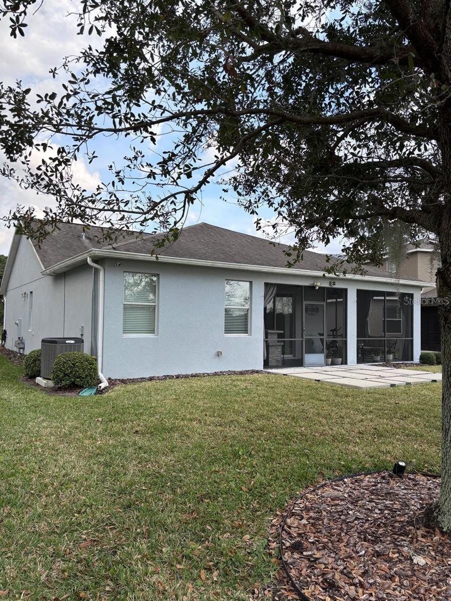 SIGNATURE LAKES PH 3B-2 & 3B-3 - Residential Lease