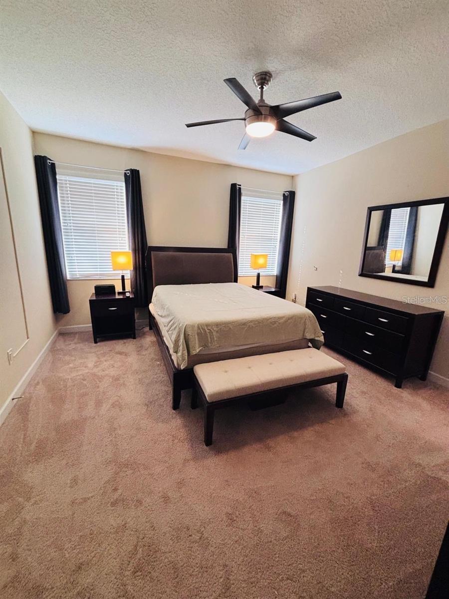 SIGNATURE LAKES PH 3B-2 & 3B-3 - Residential Lease