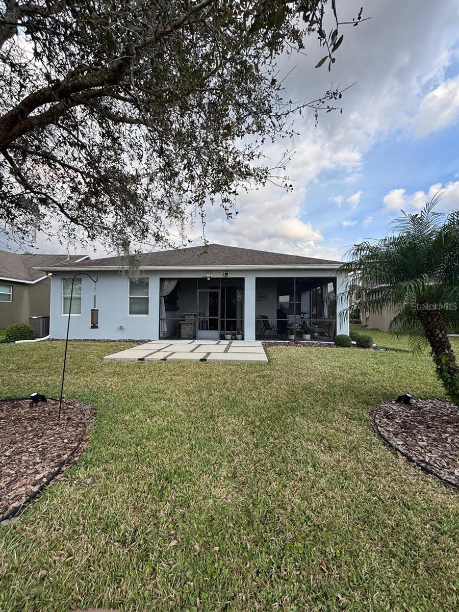 SIGNATURE LAKES PH 3B-2 & 3B-3 - Residential Lease