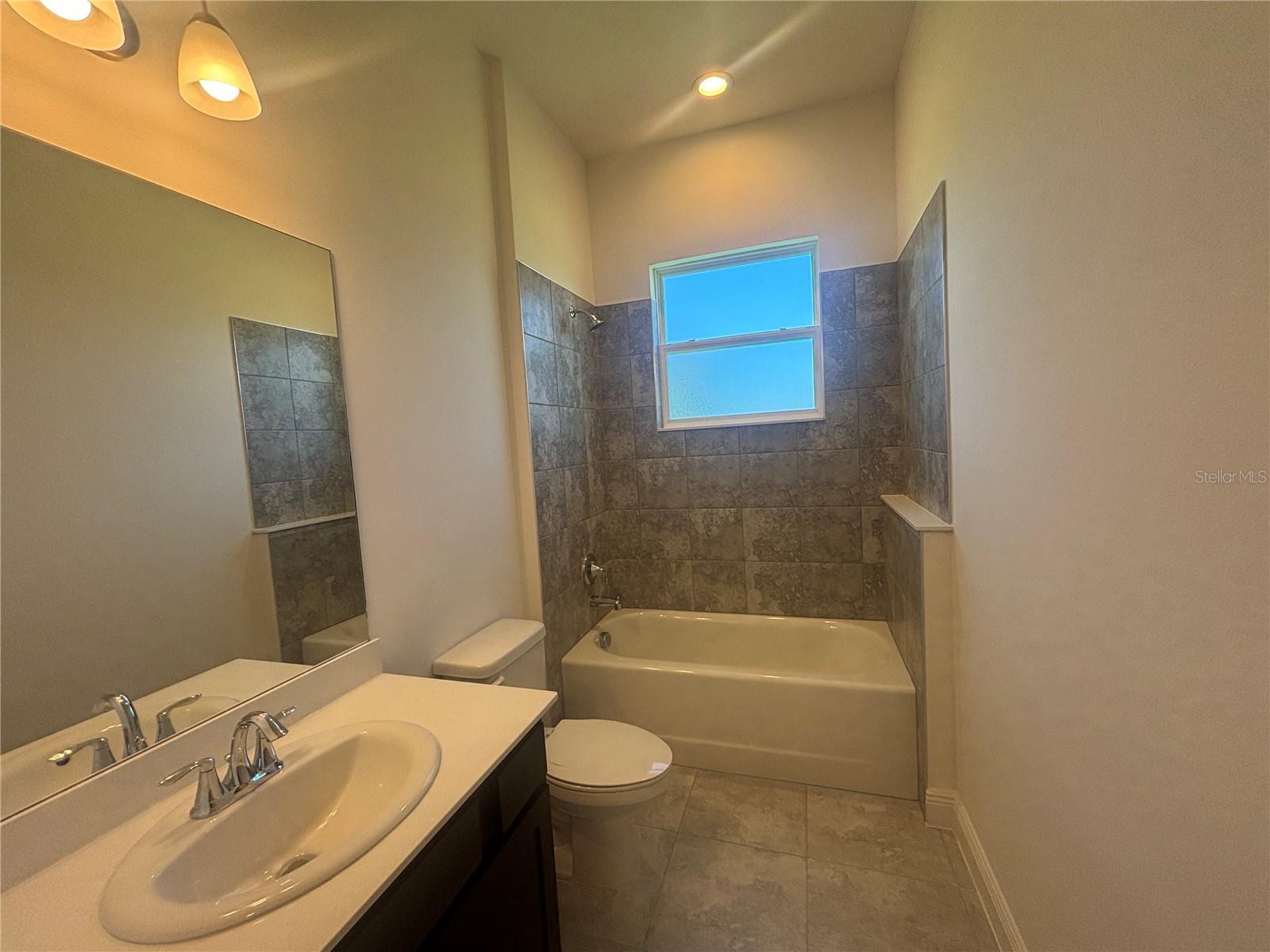 HARBOR HILLS - Residential