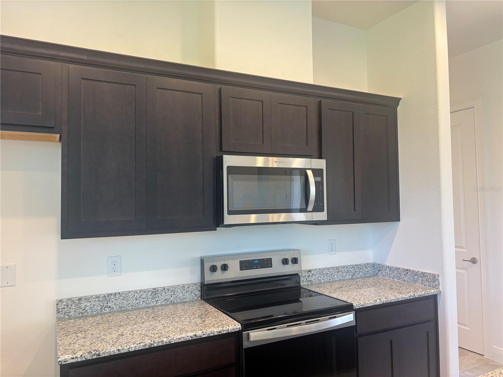 HARBOR HILLS - Residential
