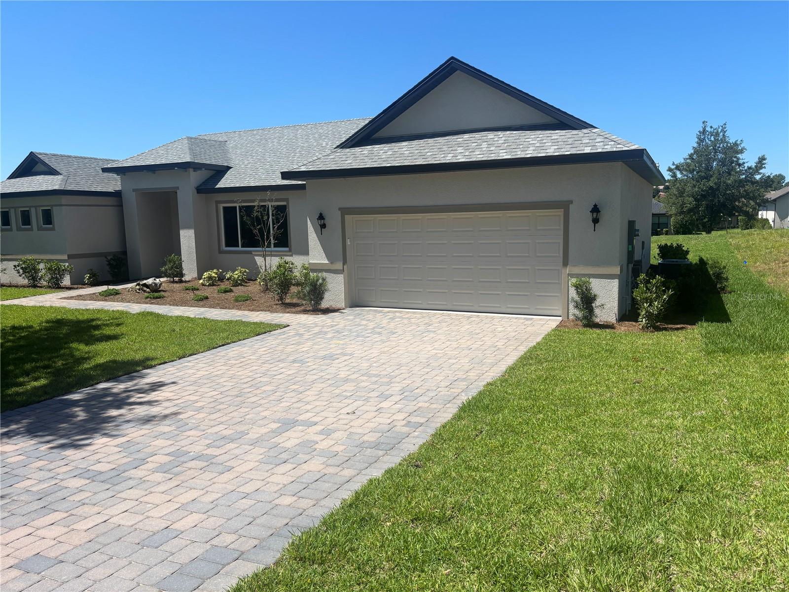 HARBOR HILLS - Residential