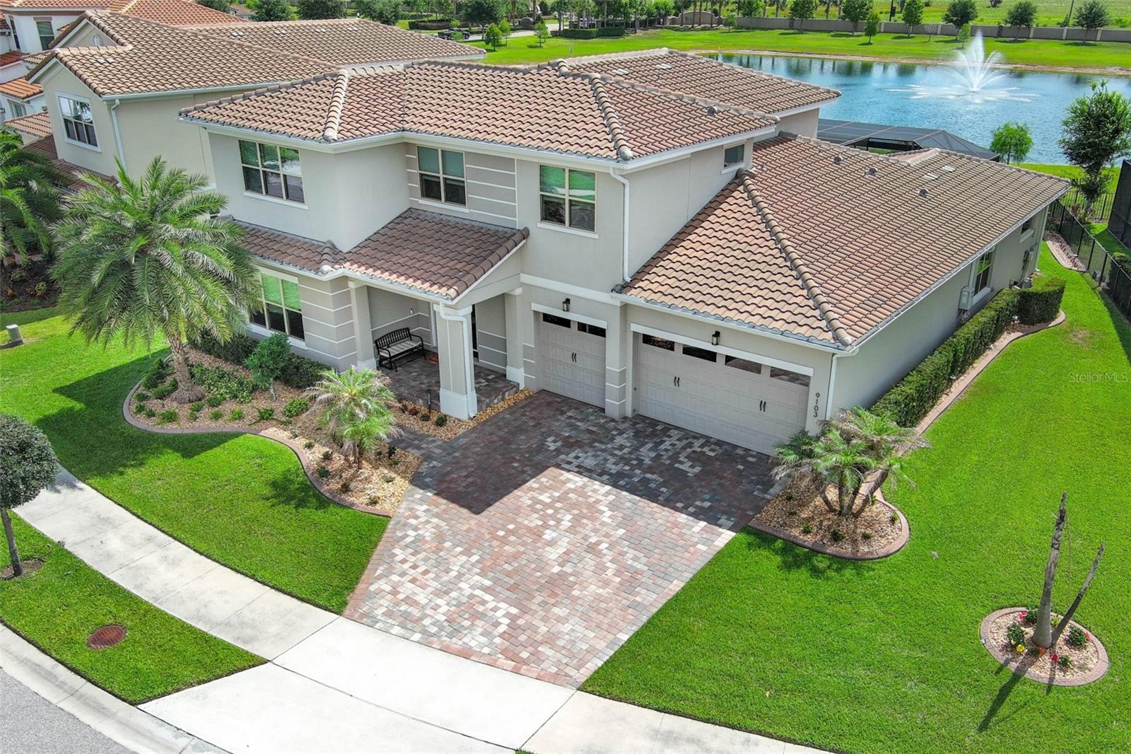 AVALON COVE - Residential