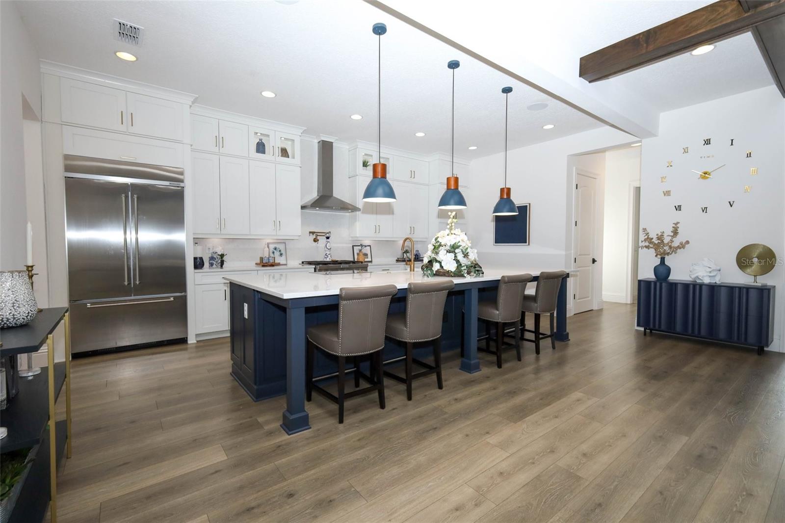 AVALON COVE - Residential