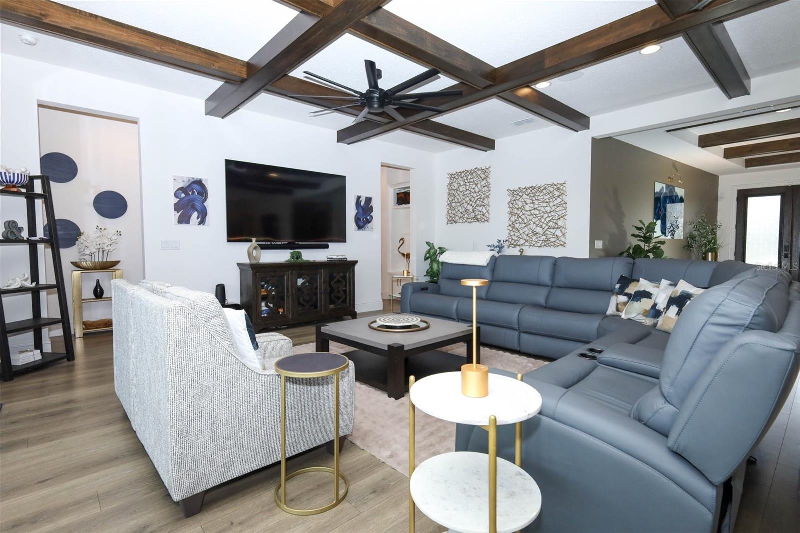 AVALON COVE - Residential