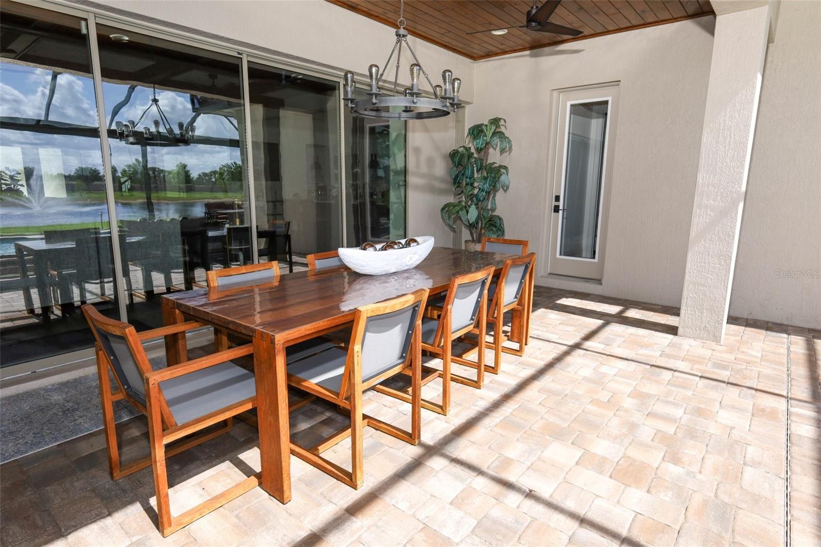 AVALON COVE - Residential