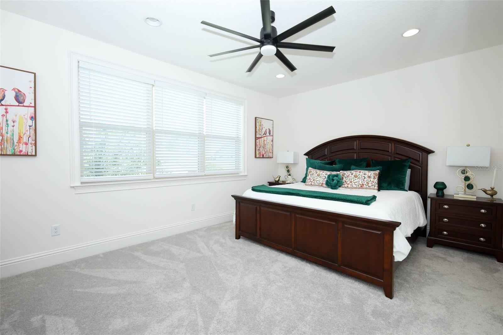 AVALON COVE - Residential