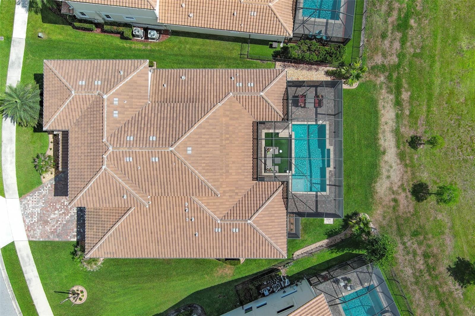 AVALON COVE - Residential