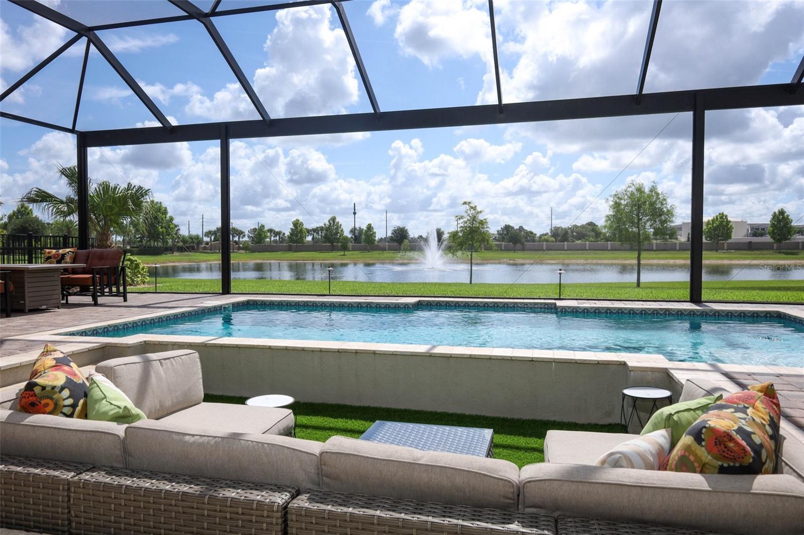 AVALON COVE - Residential