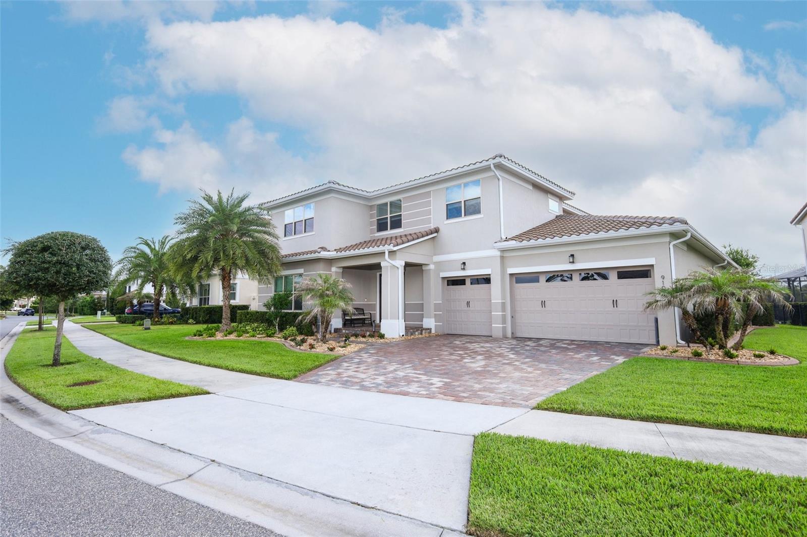AVALON COVE - Residential