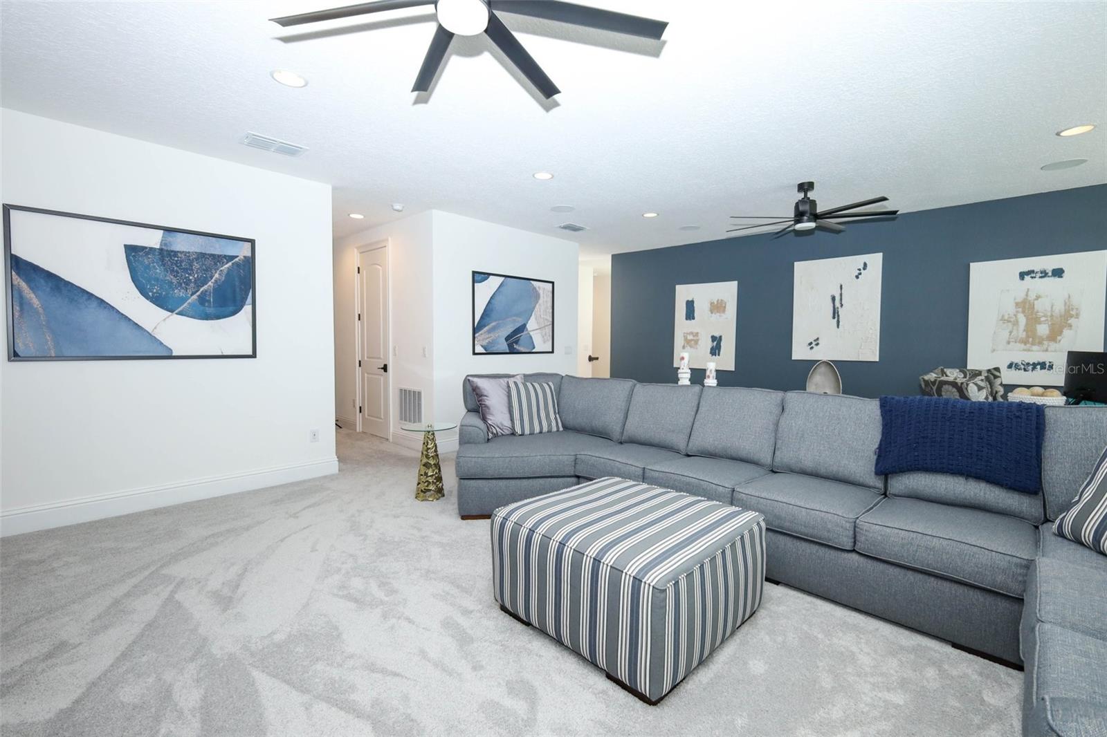 AVALON COVE - Residential
