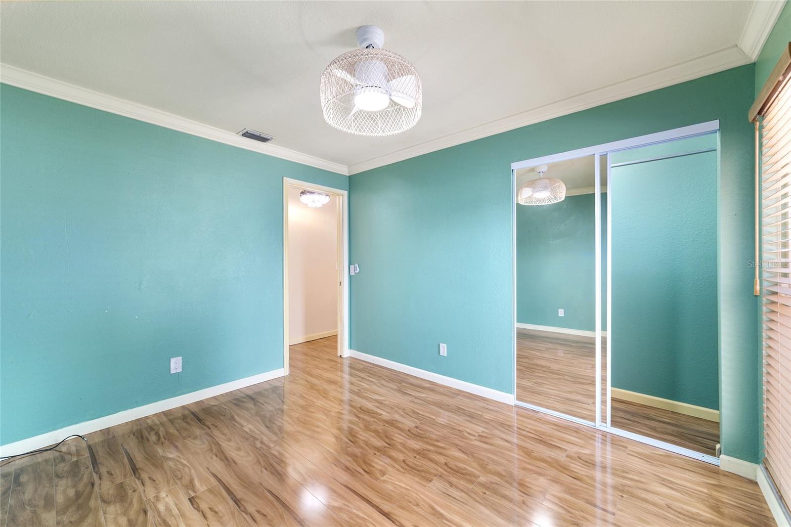 KINGS COVE - Residential Lease