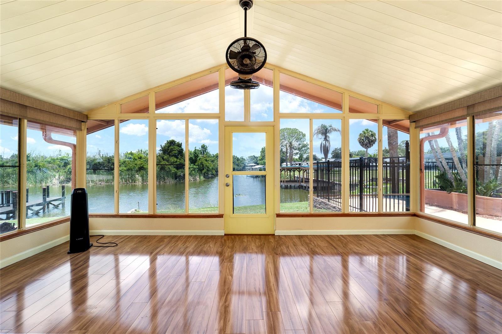 KINGS COVE - Residential Lease
