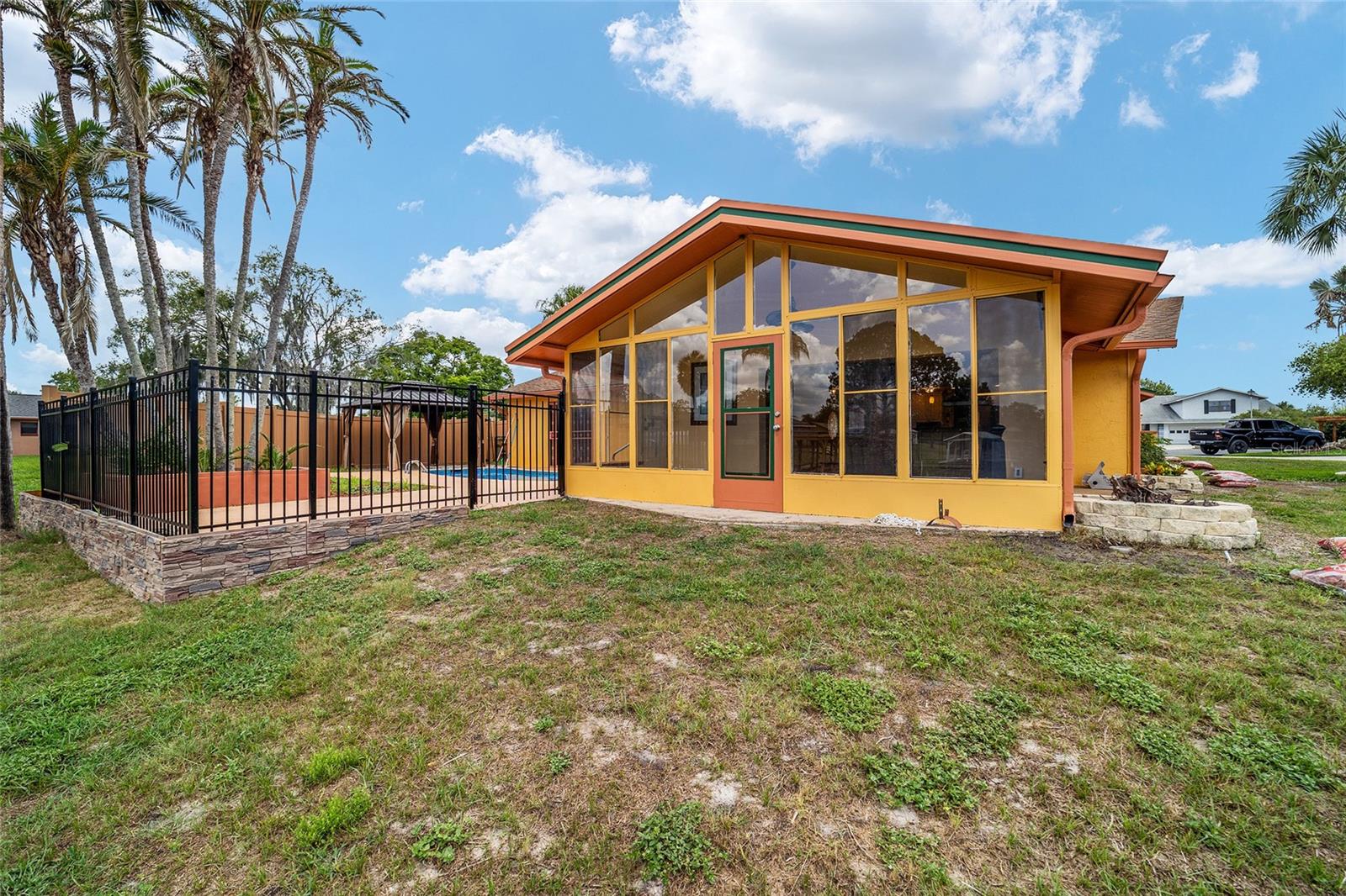 KINGS COVE - Residential Lease