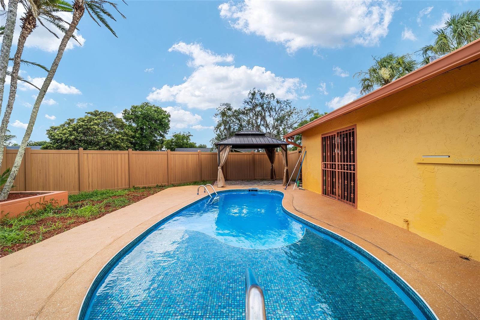 KINGS COVE - Residential Lease
