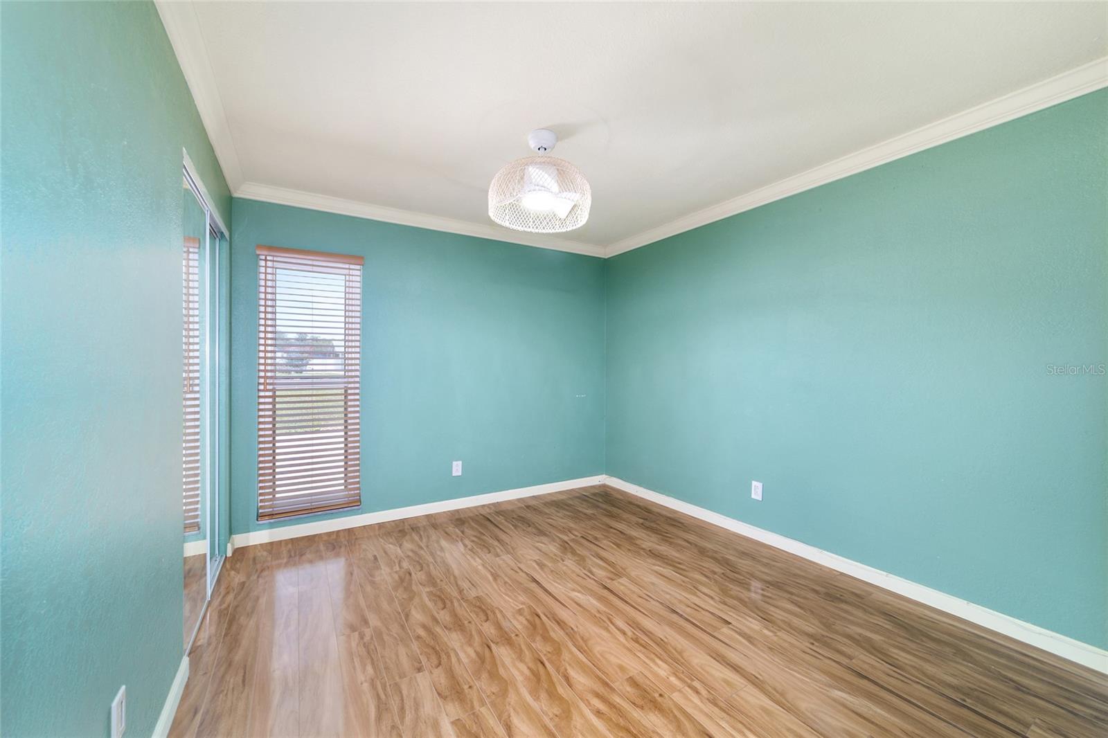 KINGS COVE - Residential Lease