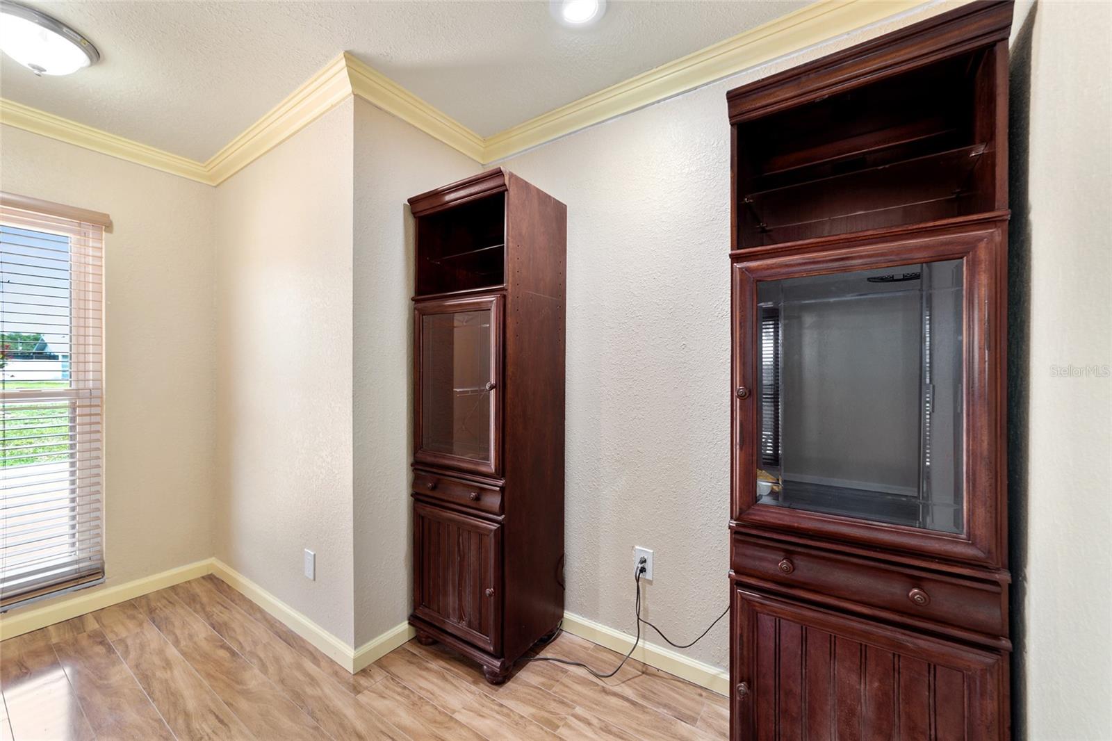 KINGS COVE - Residential Lease