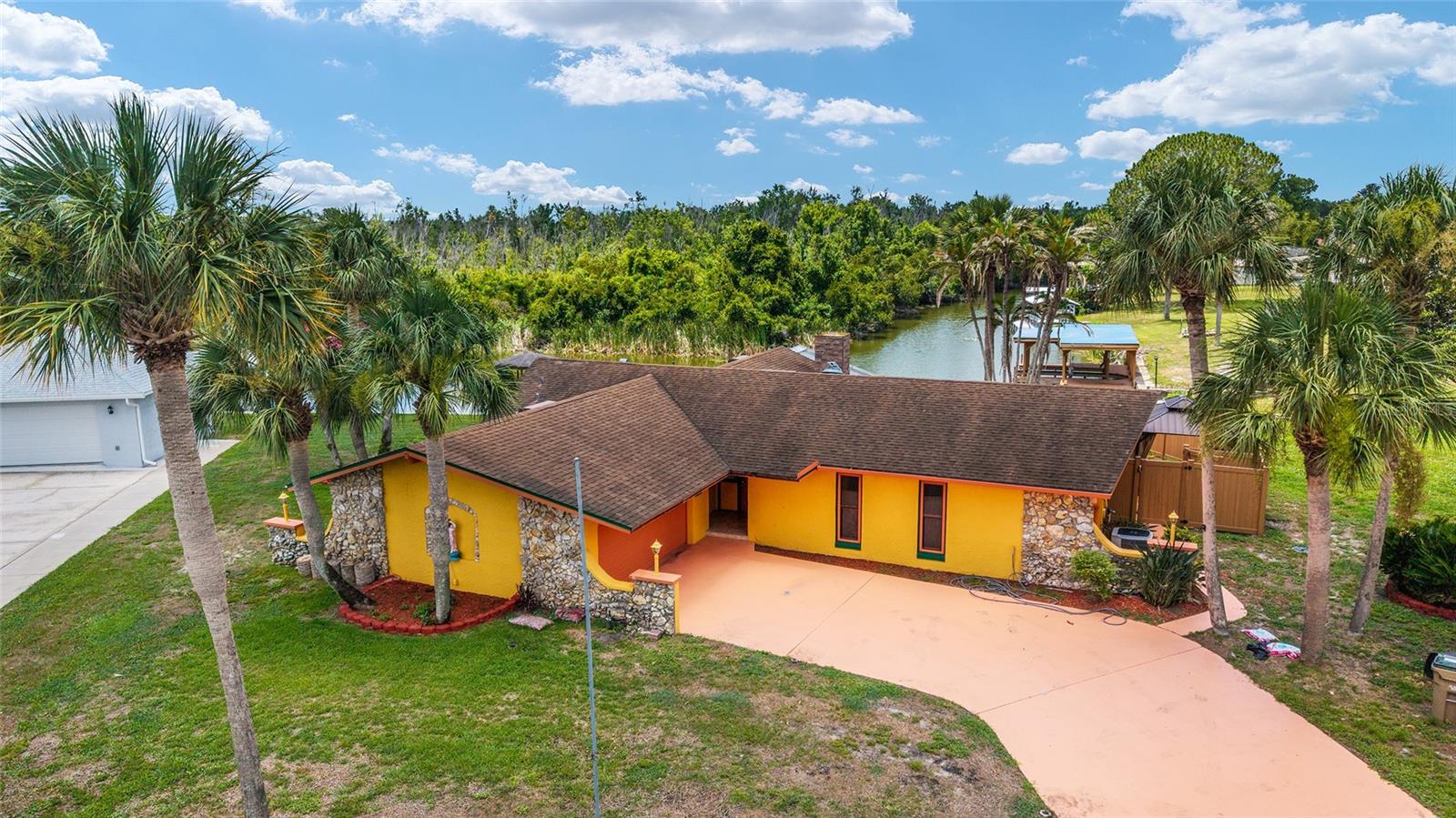 KINGS COVE - Residential Lease