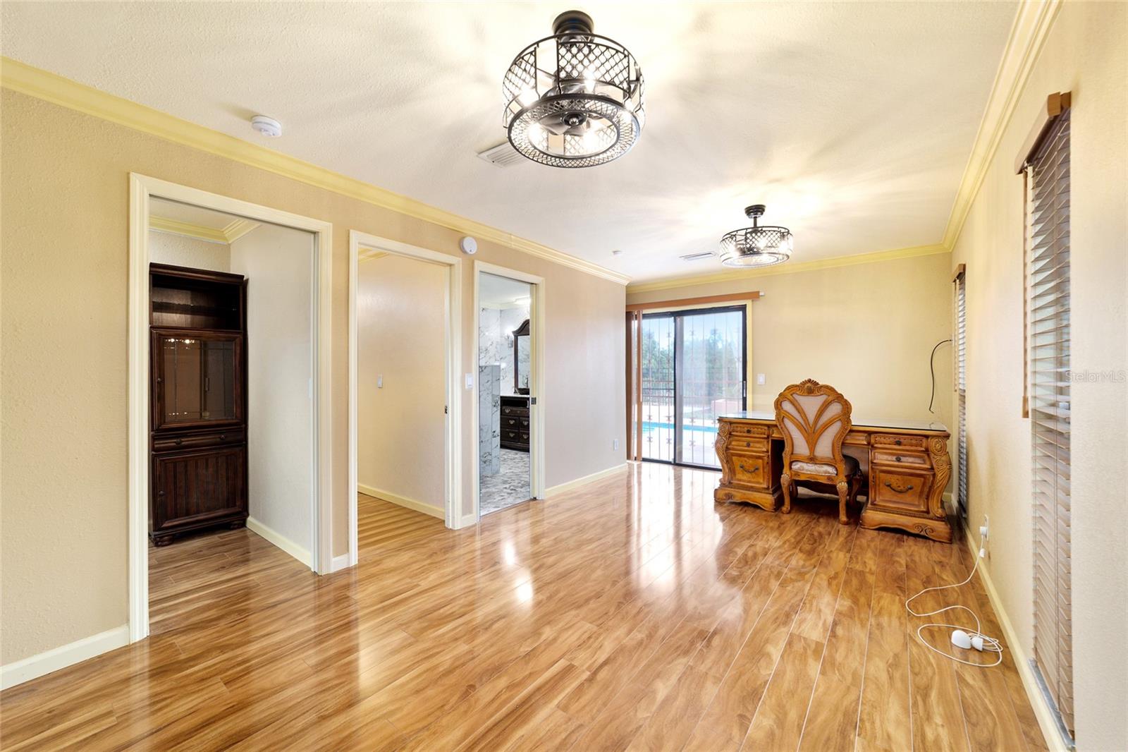 KINGS COVE - Residential Lease