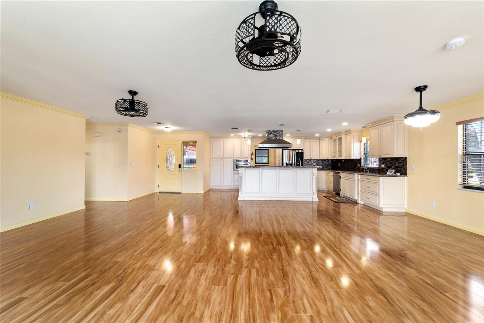 KINGS COVE - Residential Lease