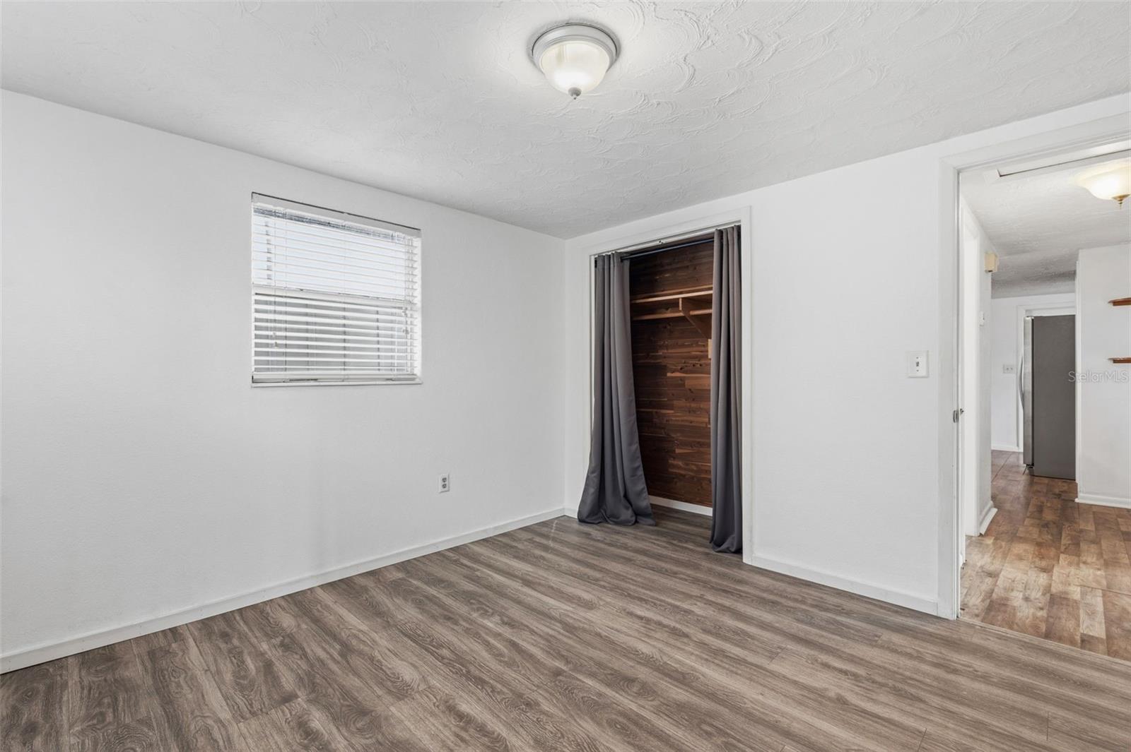 HOLIDAY GARDEN ESTATES - Residential