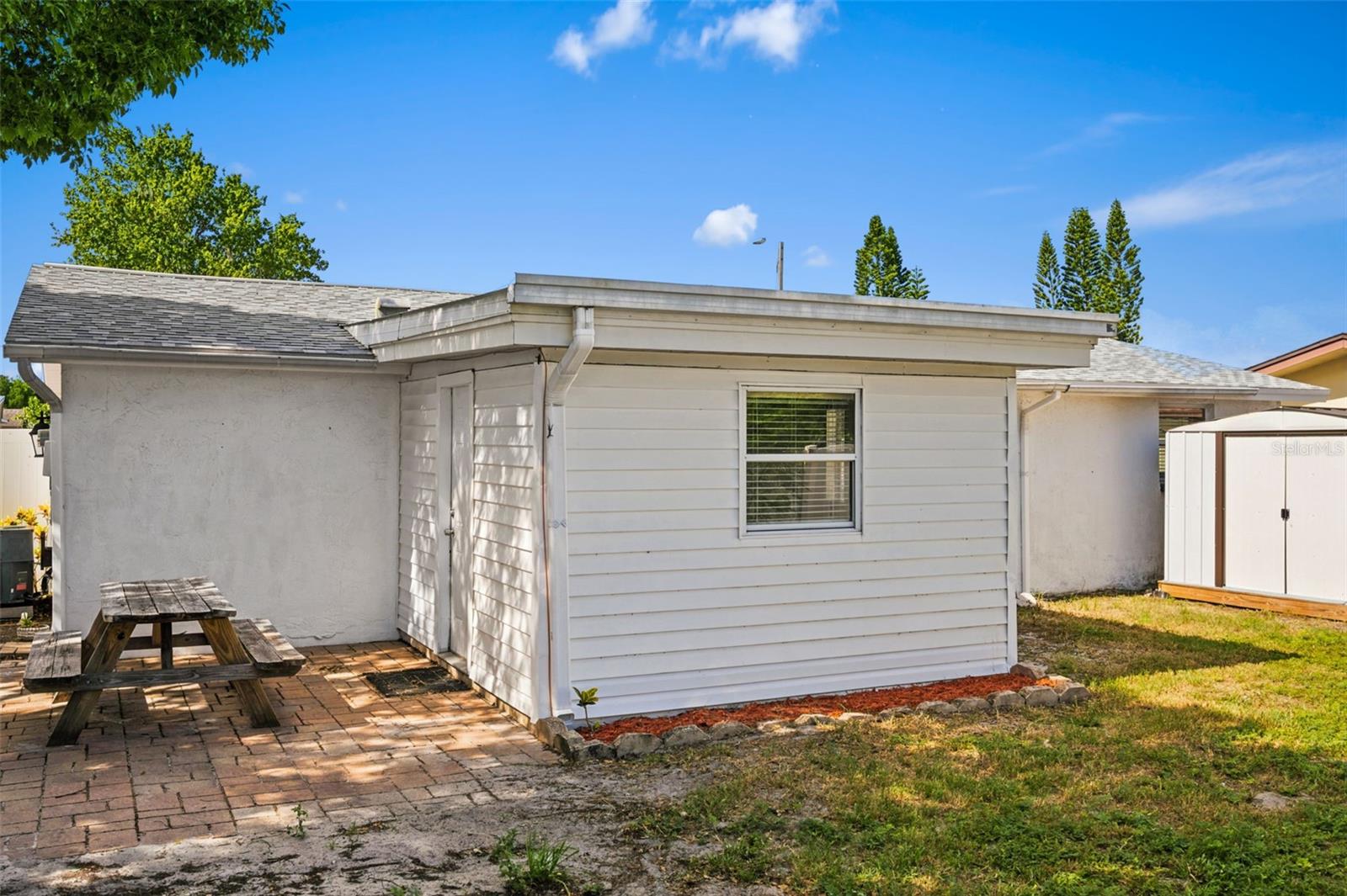 HOLIDAY GARDEN ESTATES - Residential