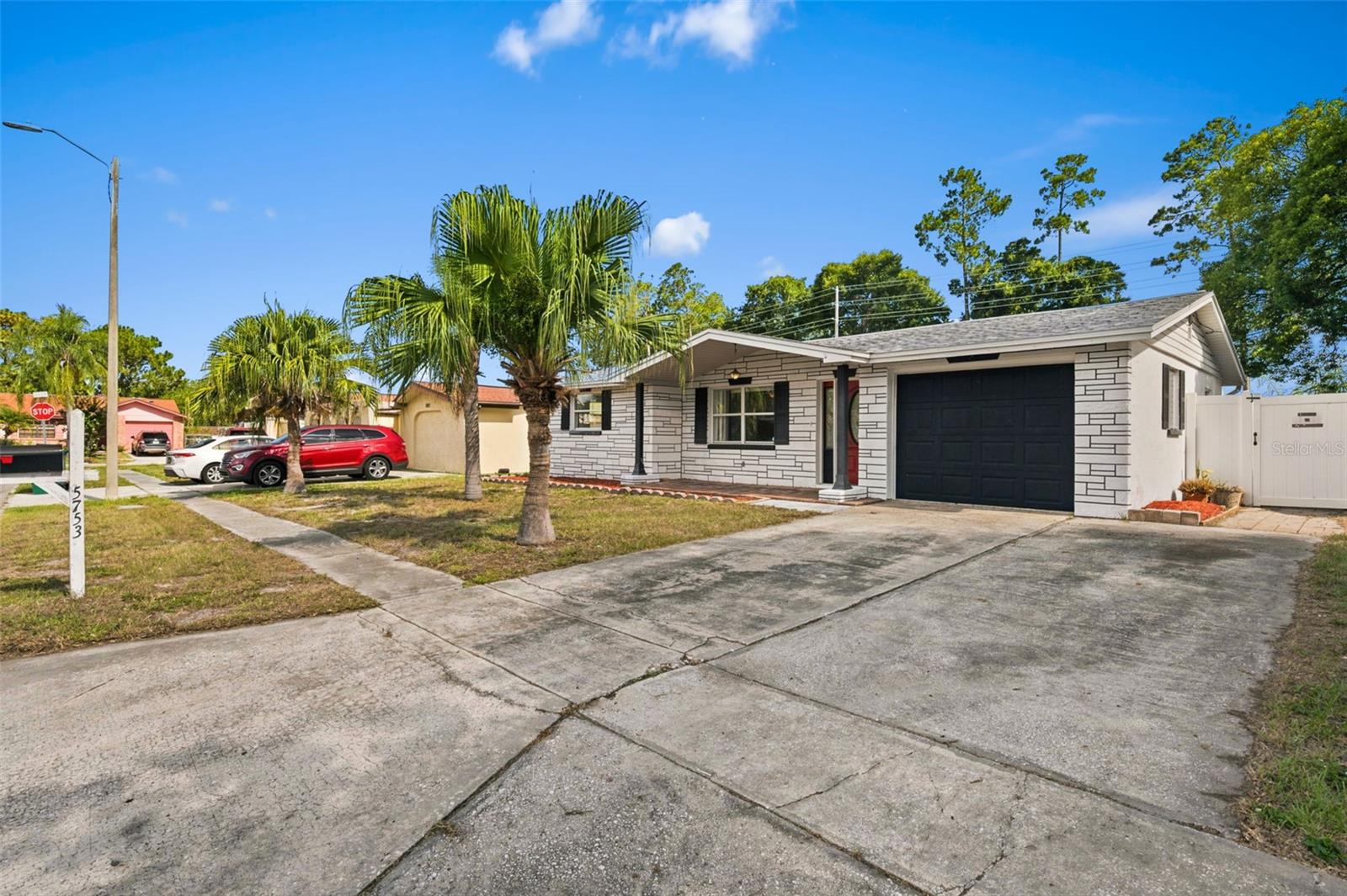 HOLIDAY GARDEN ESTATES - Residential