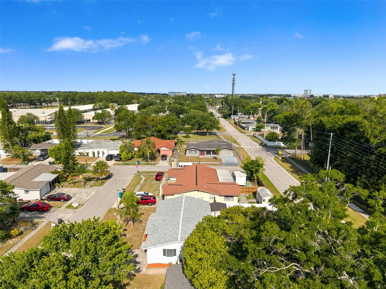 HOLIDAY GARDEN ESTATES - Residential
