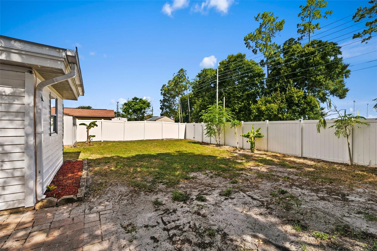 HOLIDAY GARDEN ESTATES - Residential