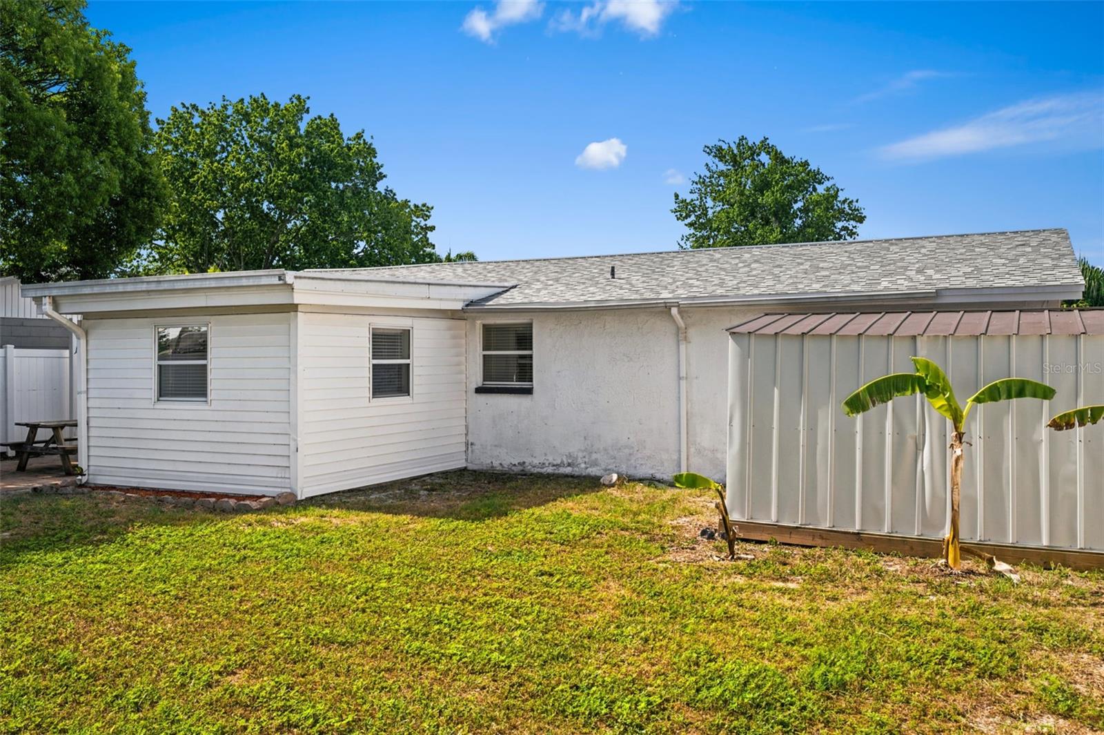 HOLIDAY GARDEN ESTATES - Residential