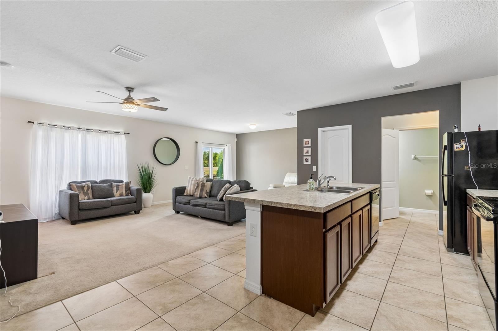 CARRIAGE PTE SOUTH PH 2C 2 - Residential