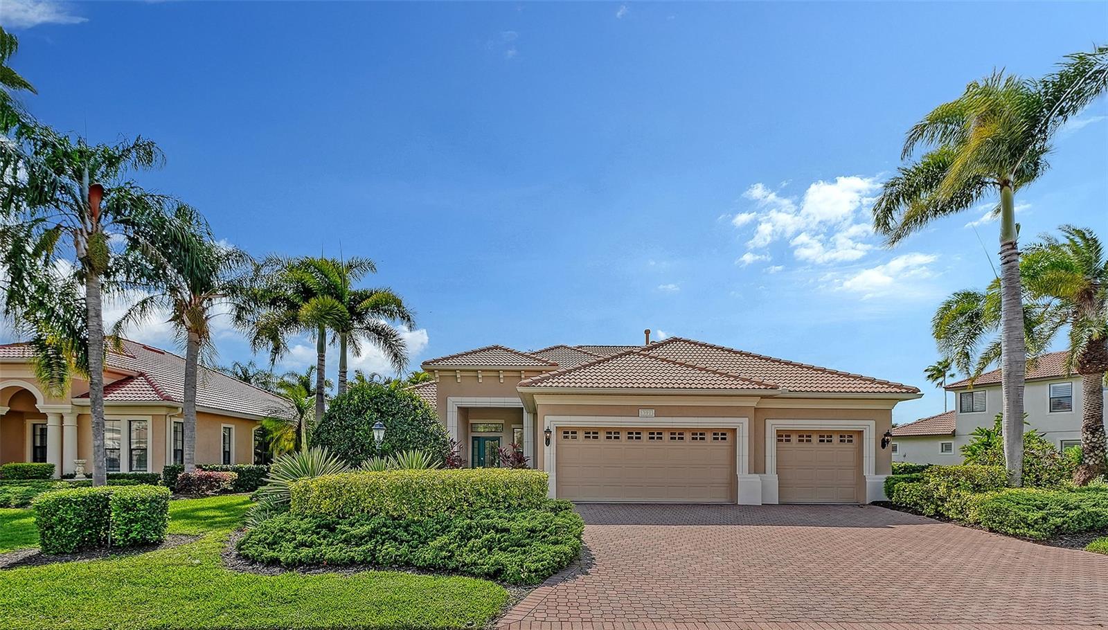LAKEWOOD RANCH COUNTRY CLUB - Residential