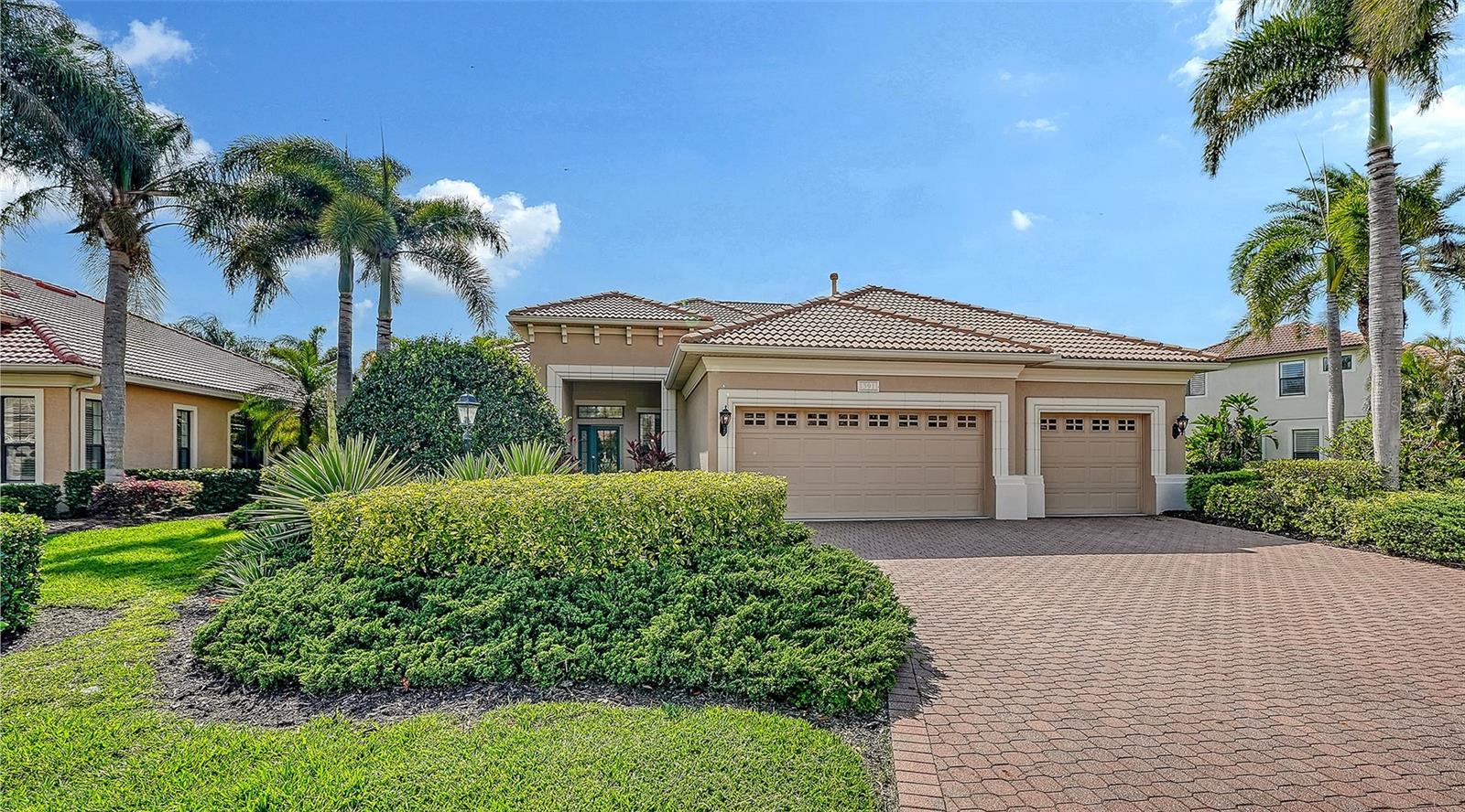 LAKEWOOD RANCH COUNTRY CLUB - Residential