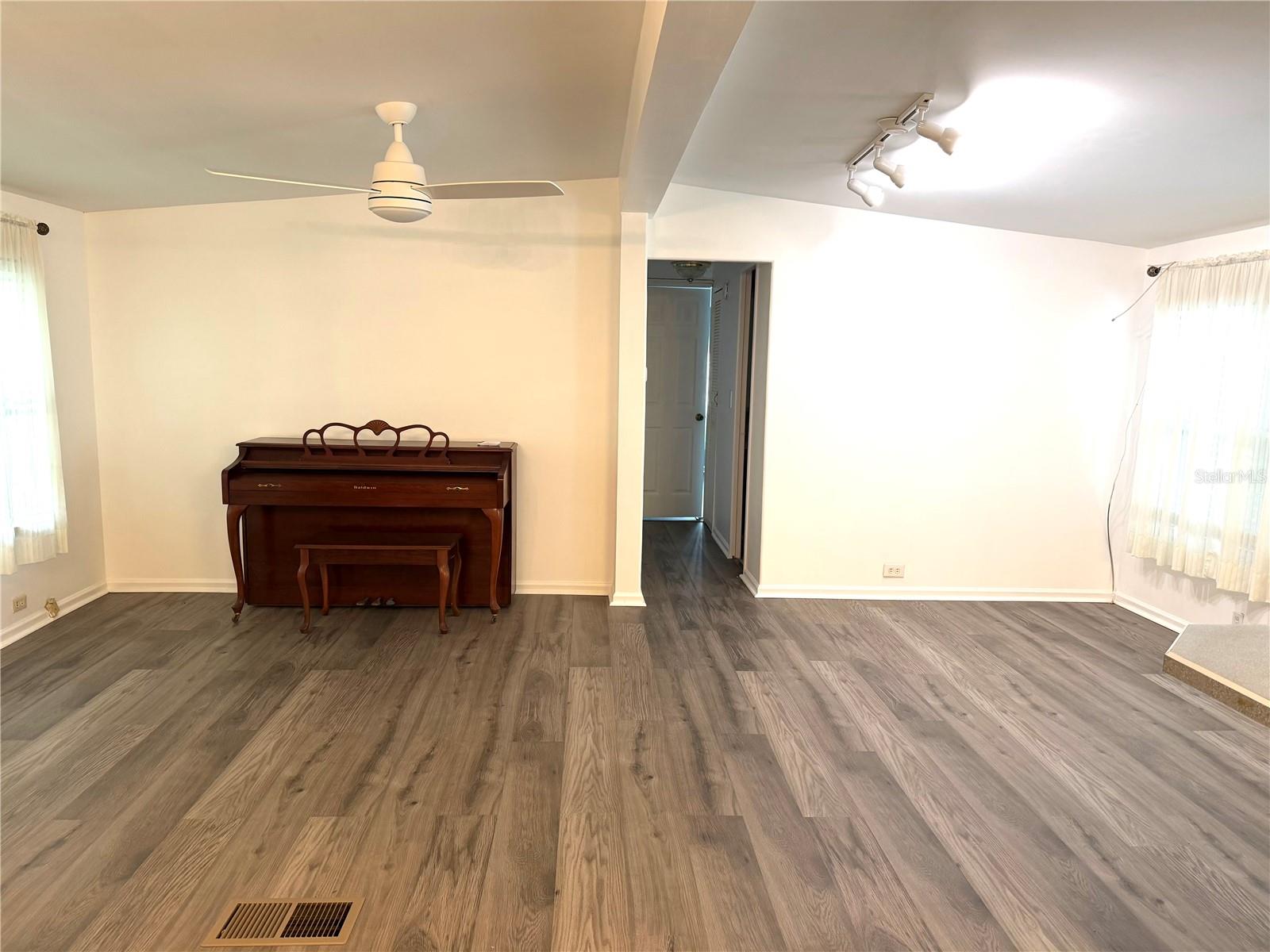 GOLF LAKES RESIDENTS CO-OP - Residential