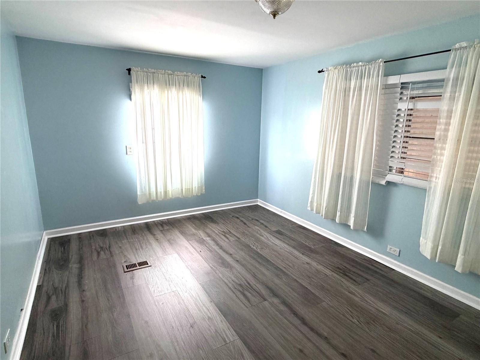 GOLF LAKES RESIDENTS CO-OP - Residential