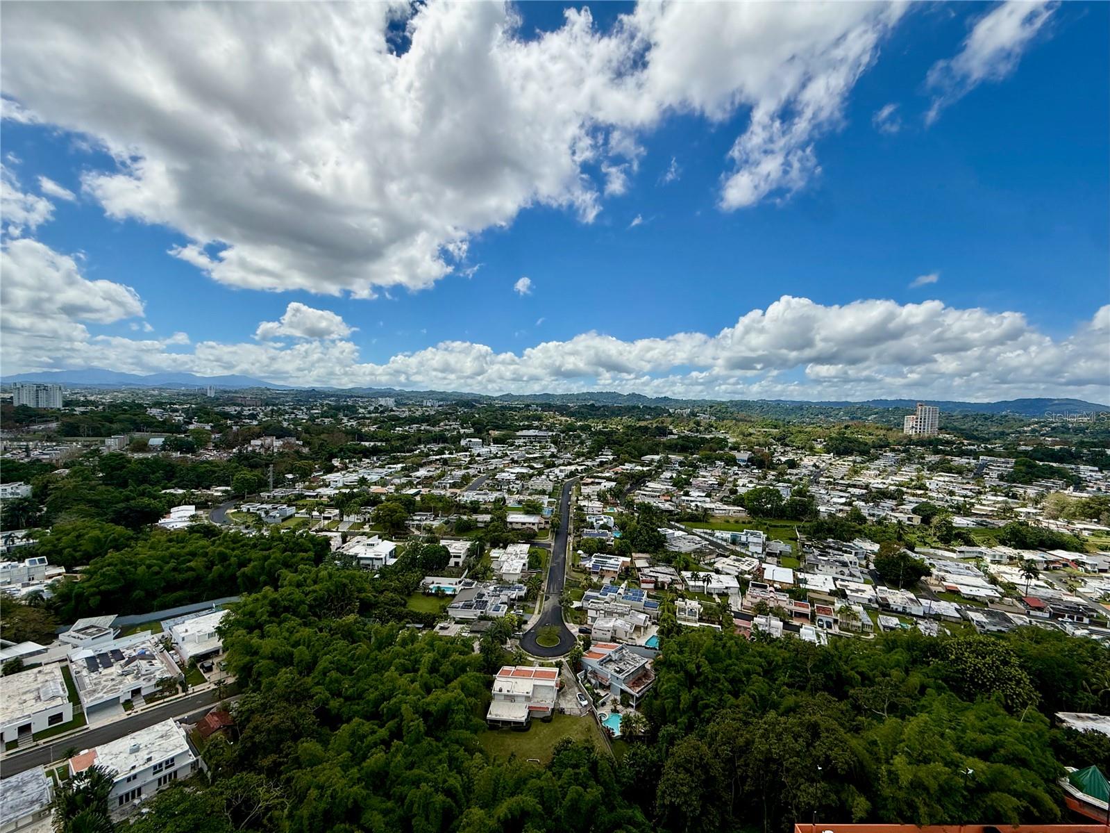 COND. FOUNTAINBLEAU PLAZA - Residential Lease