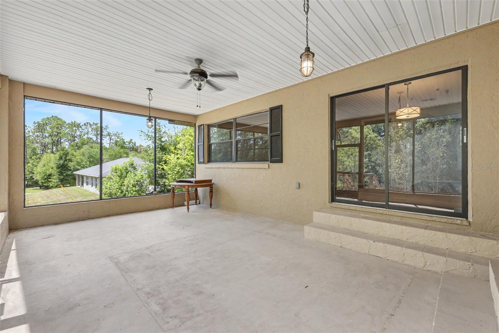 RAINBOW SPRINGS - Residential