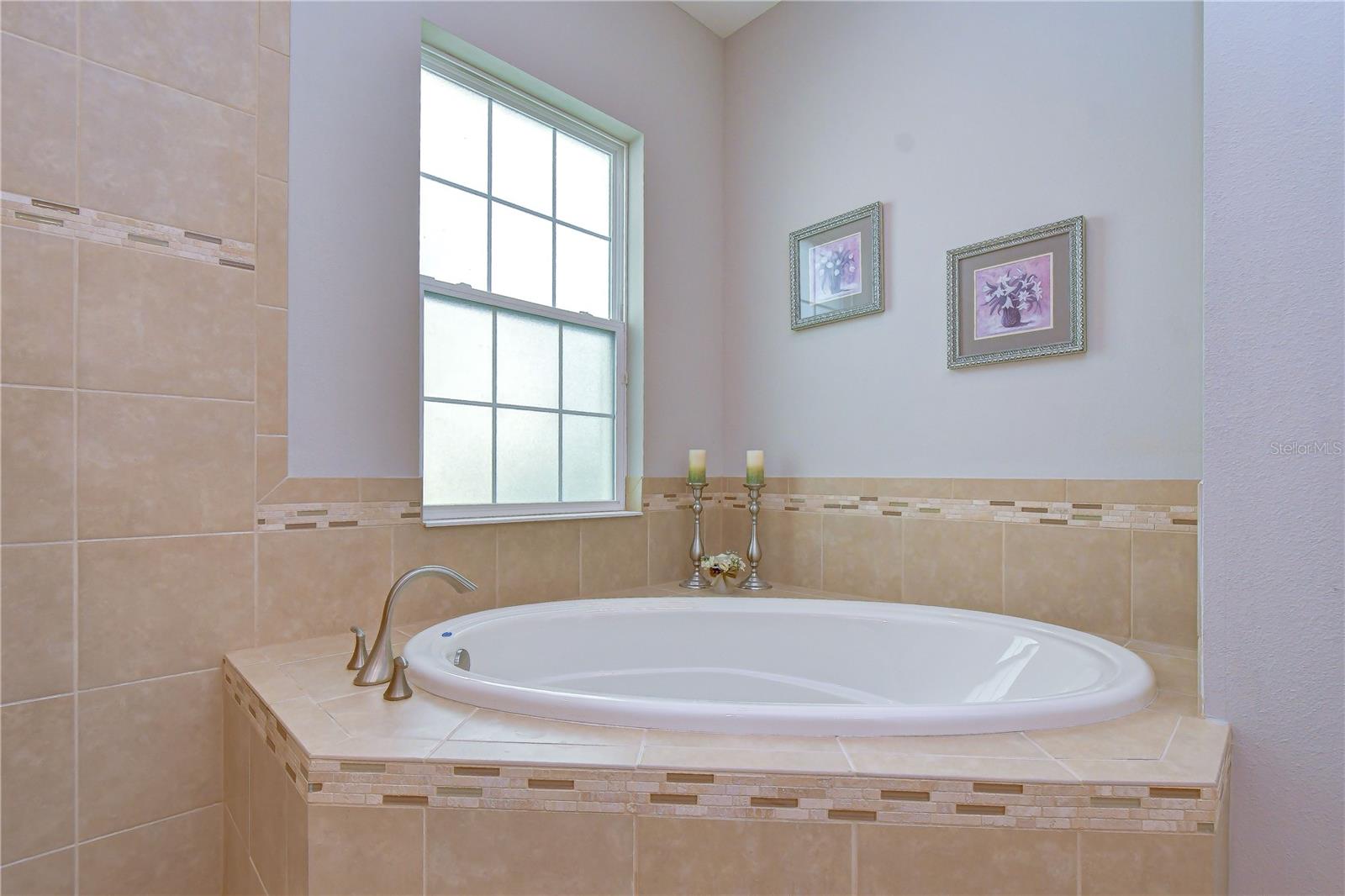 FISHHAWK RANCH WEST PH 4B - Residential
