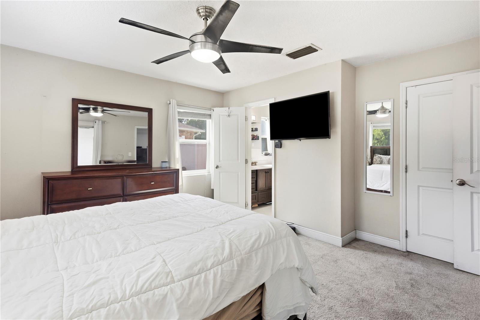 DELTONA LAKES UNIT 08 - Residential