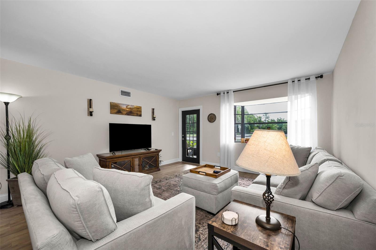 BAYWOOD MDWS PH 1 - Residential